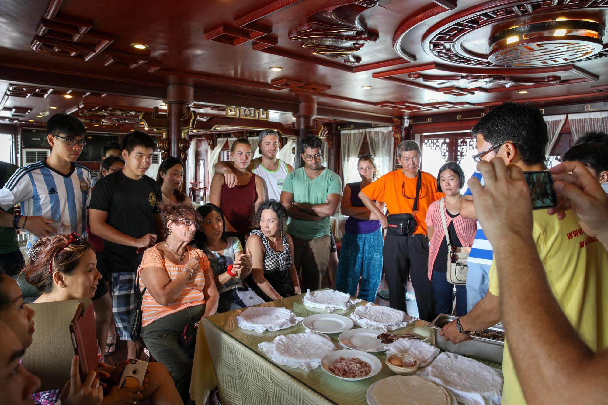 Royal Palace Cruise Χα Λονγκ Εξωτερικό φωτογραφία